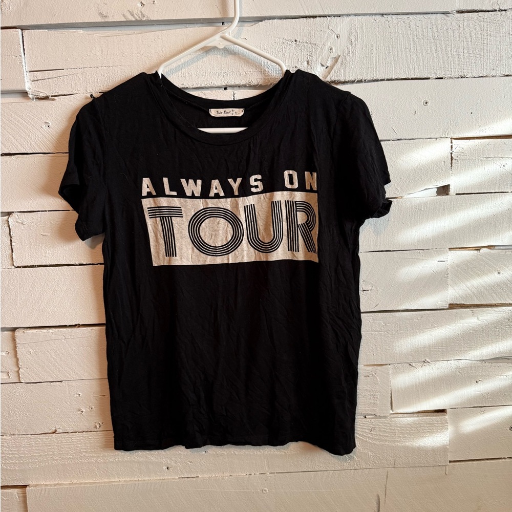 Tres Bien Black Graphic Tee